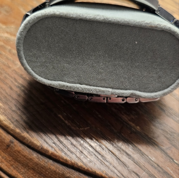 Men's Bulova 96A185 curved watch with blue dial. - Picture 8 of 8